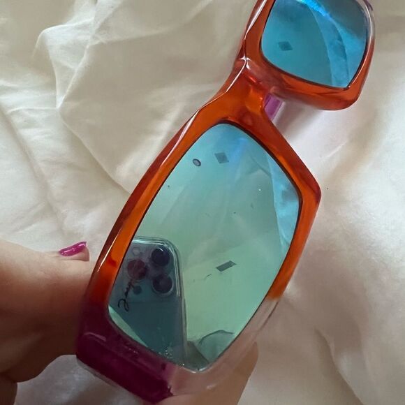 Jacquemus Les Lunnettes Sunglasses  - Picture 6 of 6